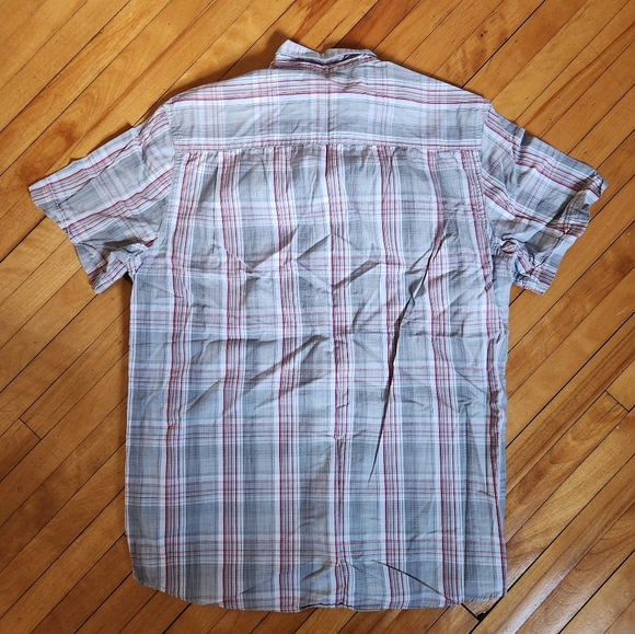 Plaid button up, size L - Picture 3 of 4